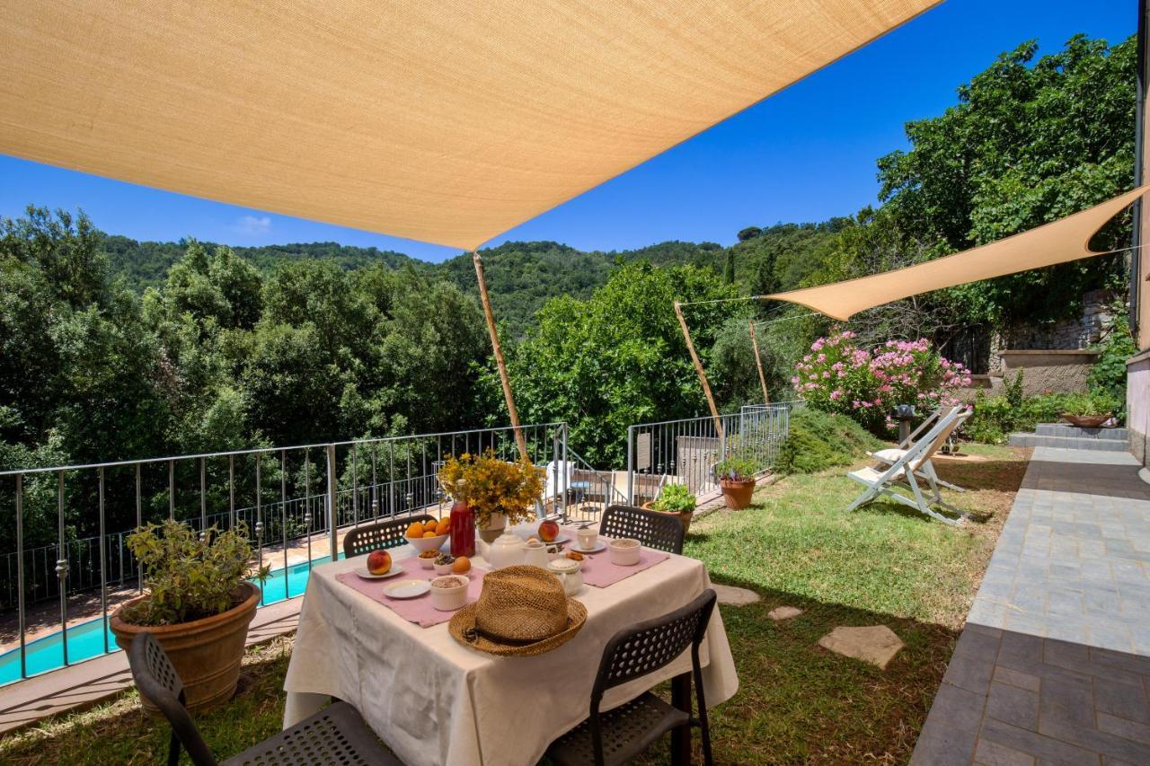 Locanda Degli Alberi Sassetta Bagian luar foto