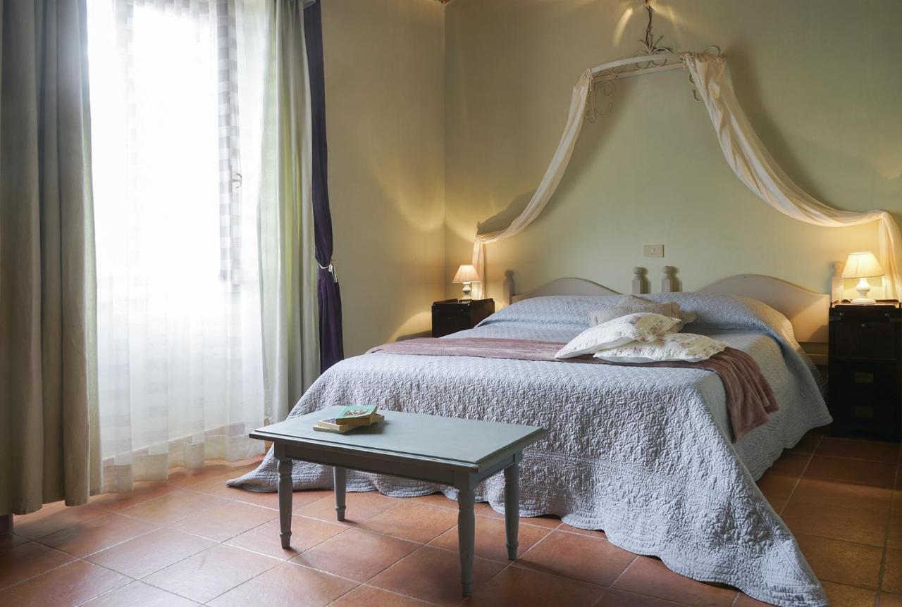 Locanda Degli Alberi Sassetta Bagian luar foto
