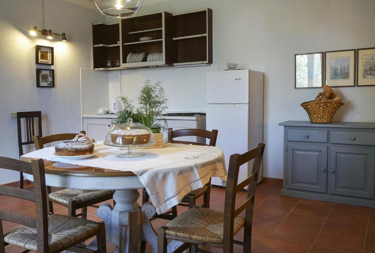 Locanda Degli Alberi Sassetta Bagian luar foto