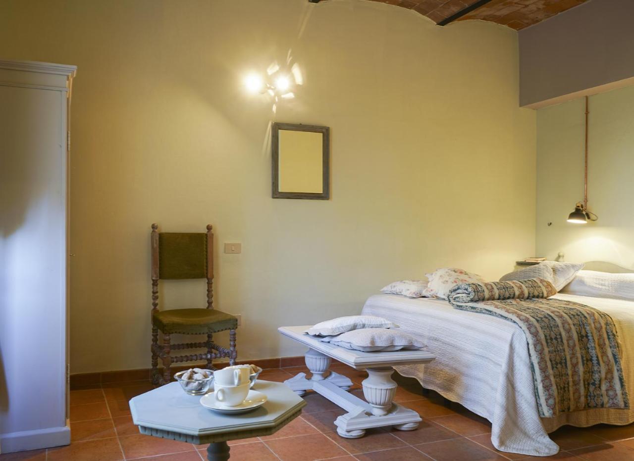 Locanda Degli Alberi Sassetta Bagian luar foto