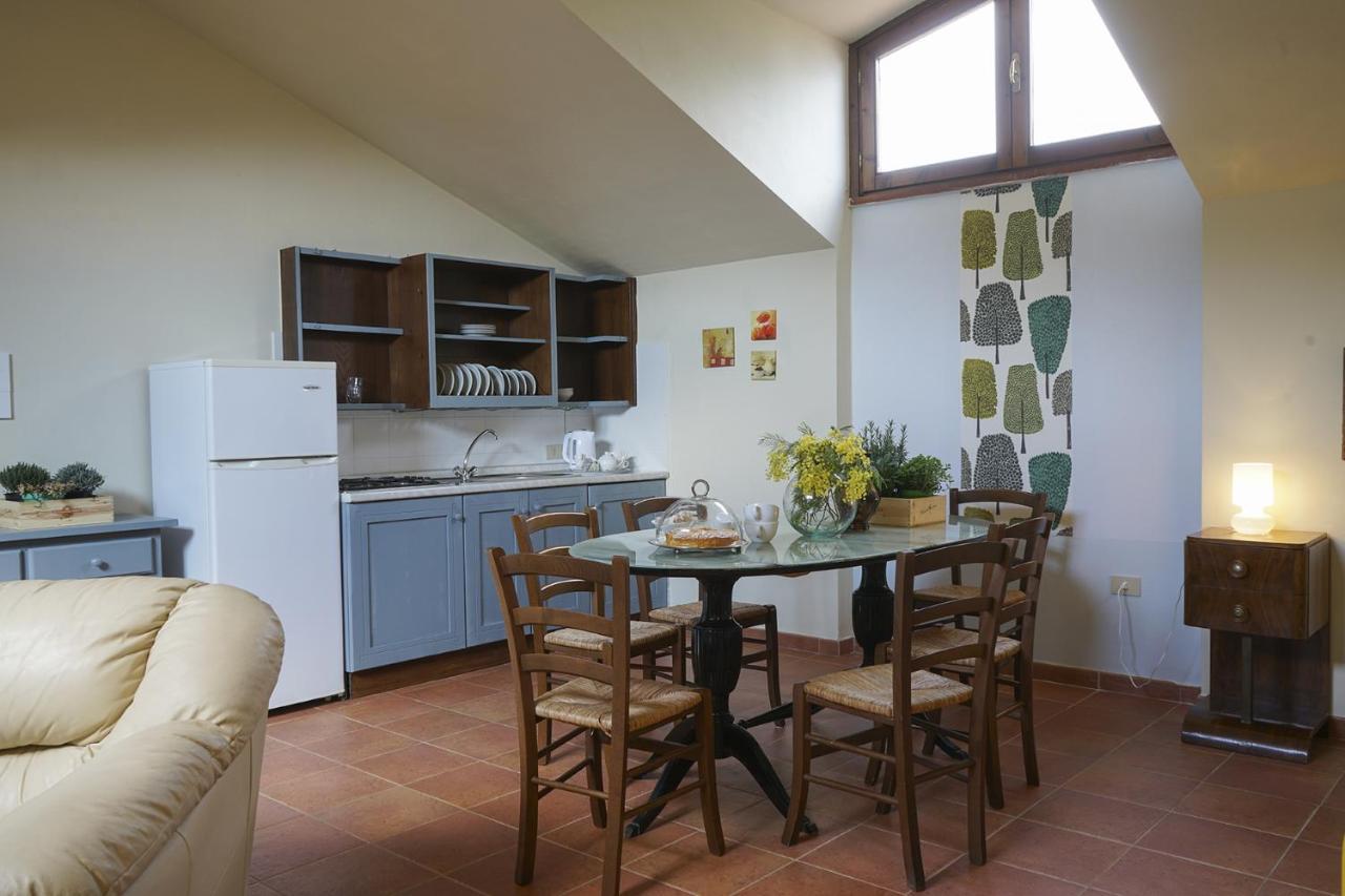 Locanda Degli Alberi Sassetta Bagian luar foto