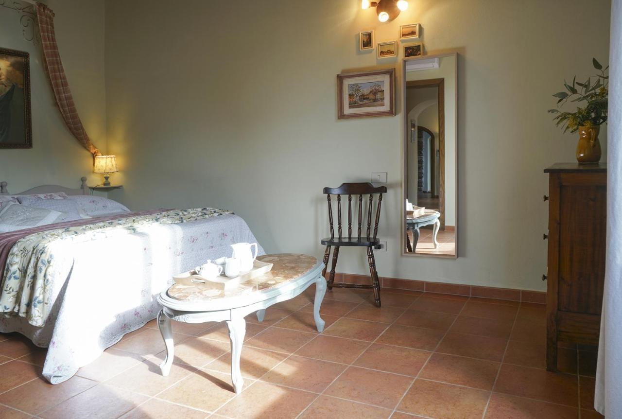 Locanda Degli Alberi Sassetta Bagian luar foto